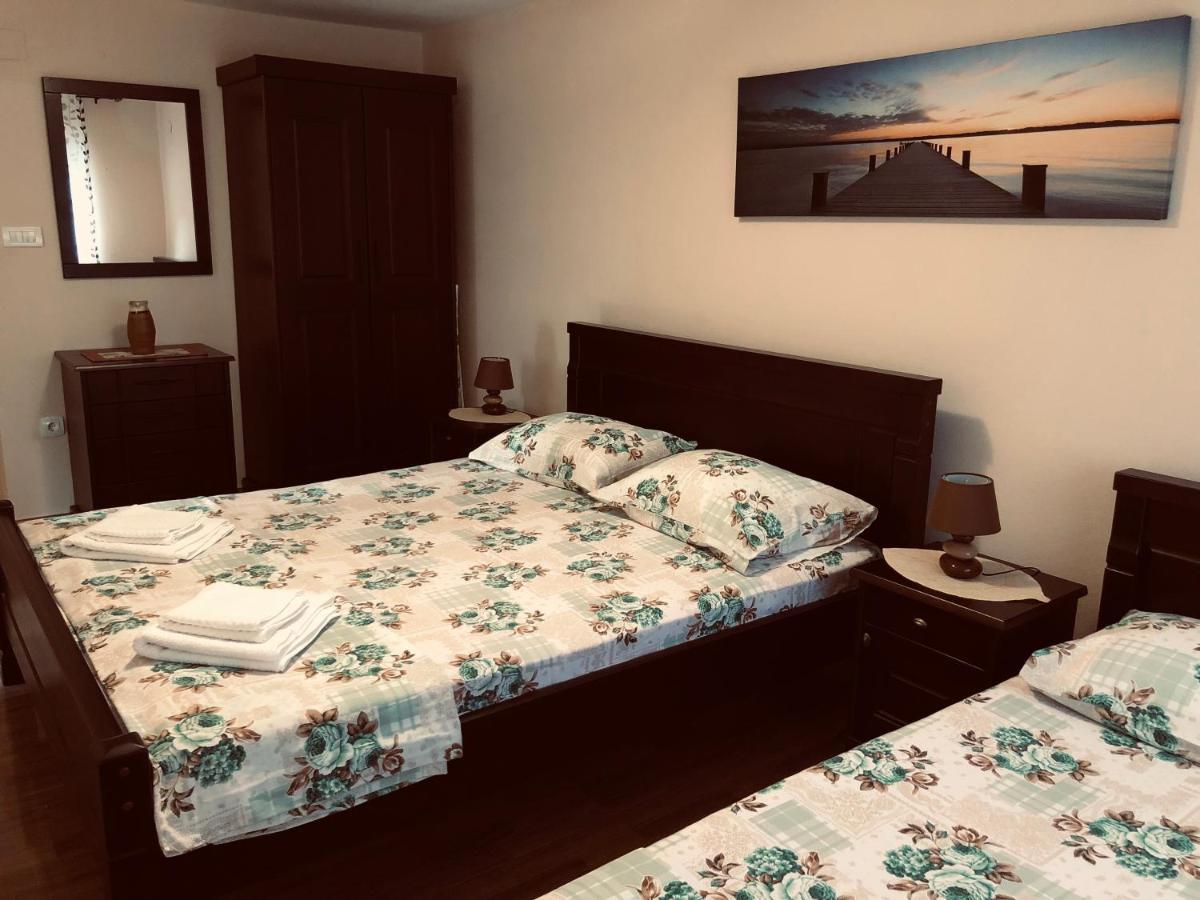 Apartments Panoramic Paradise โกตอร์ ภายนอก รูปภาพ